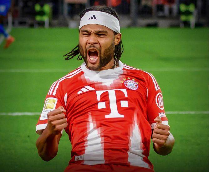 药厂德甲客场不败纪录终结！拜仁3-0勒沃库森，15连胜宣战大巴黎